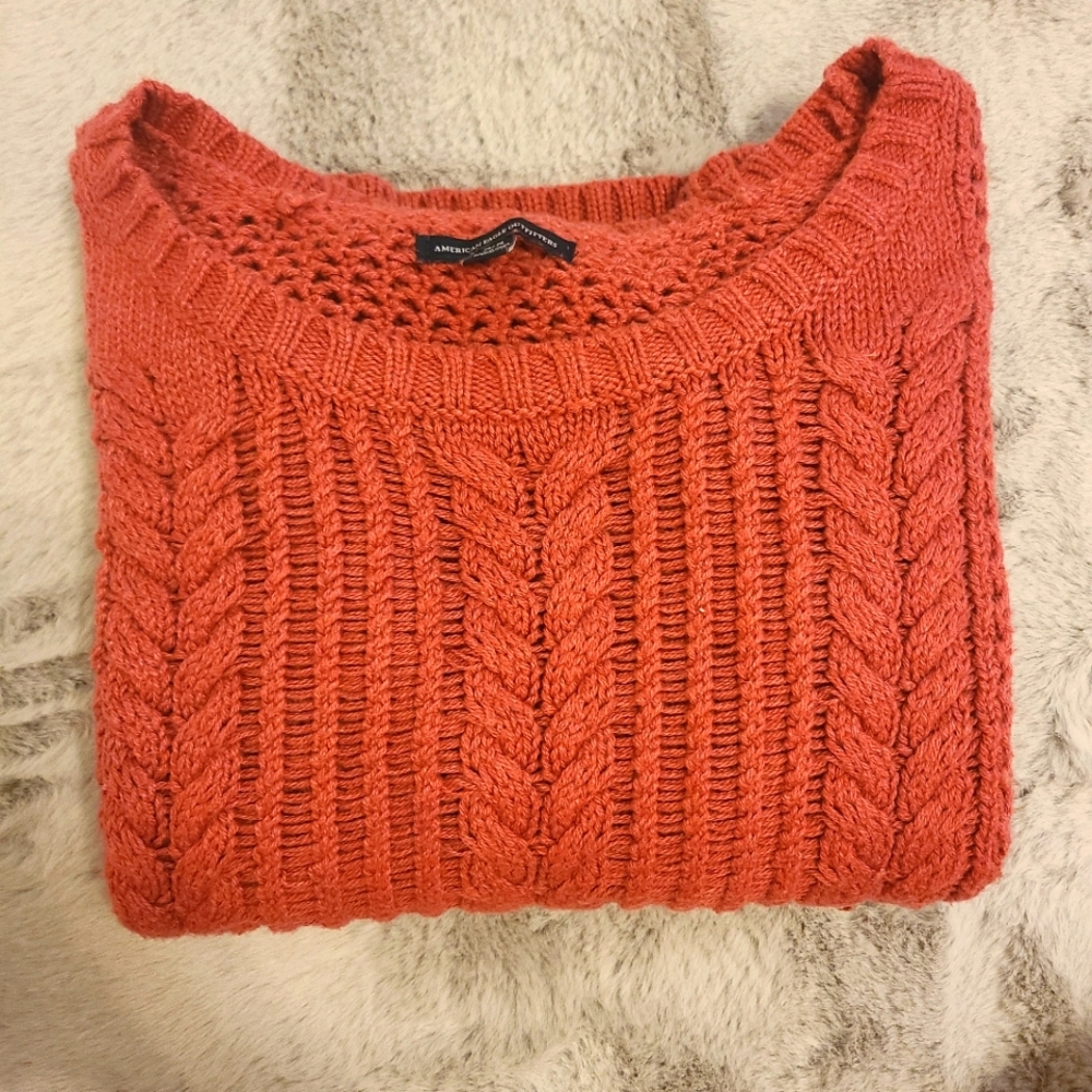 American Eagle Sweater